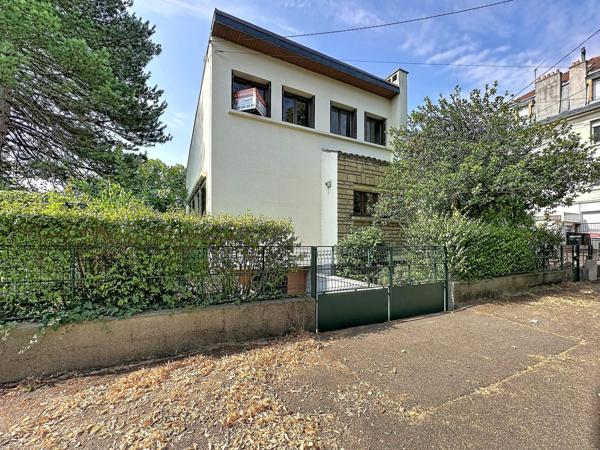 Maison individuelle avec fort potentiel – Le Ban-Saint-Martin