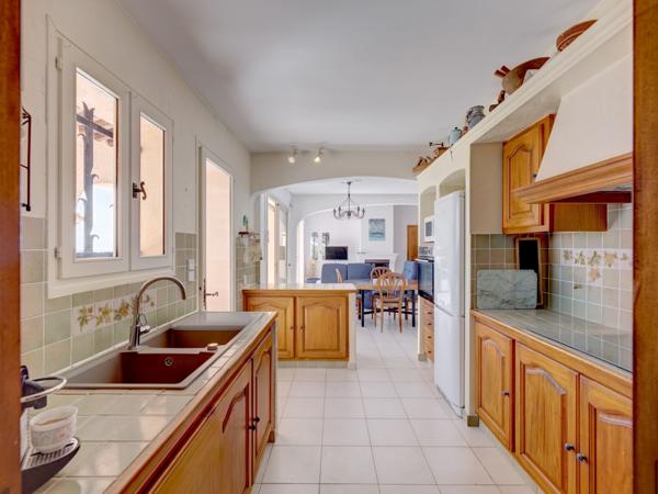 Vente Villa de luxe Les Issambres 5 Pièces 140 m²