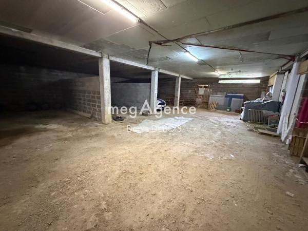 Immeuble à ALENCON, 61000 - 190m²