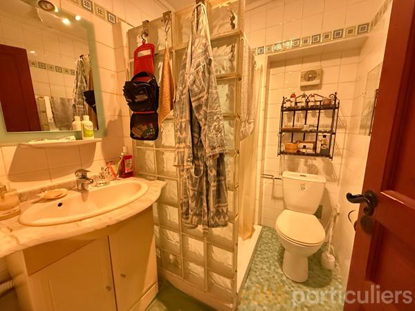 Vente
                Maison67 m² - 4 Pièces -
                    SAINT PIERRE LES ETIEUX (18210)