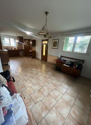 Vente Maison124,91 m² - 6 Pièces - SOUES (65430)