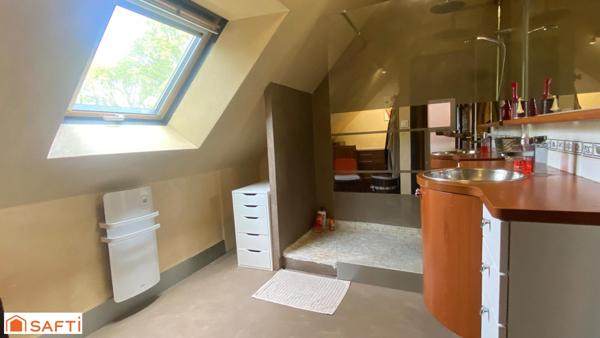 Maison familiale avec atelier indépendant