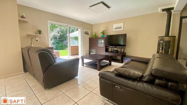 Maison familiale avec atelier indépendant