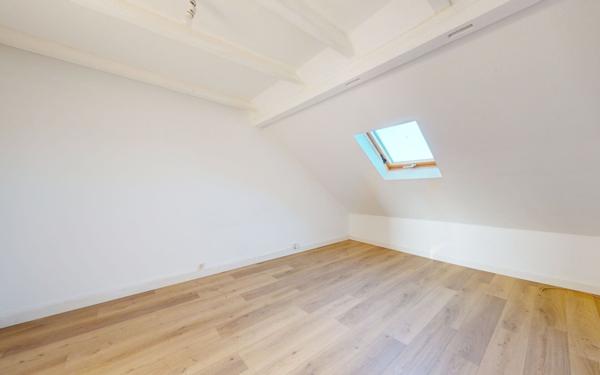 Appartement à louer    3 pièces • 51,16 m2 Hagondange