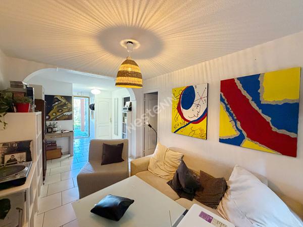 LE PRADET - Centre ville - Maison en 2 logements - Garage