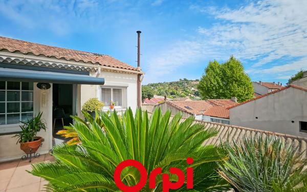 Appartement à vendre    11 pièces • 523 m2 Marseille 11