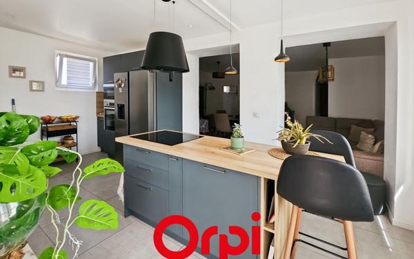 Appartement à vendre    11 pièces • 523 m2 Marseille 11