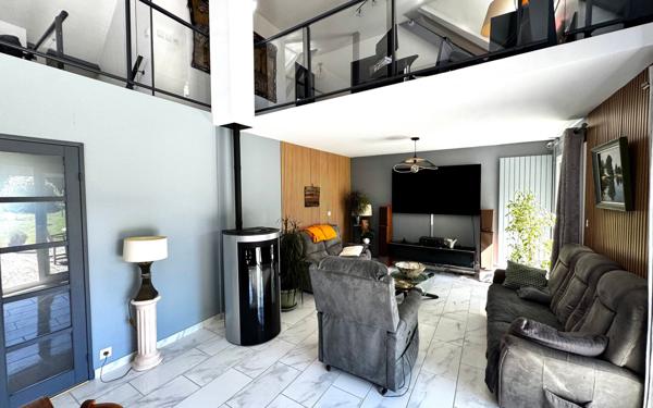 Maison à vendre    7 pièces • 208 m2 Bihorel