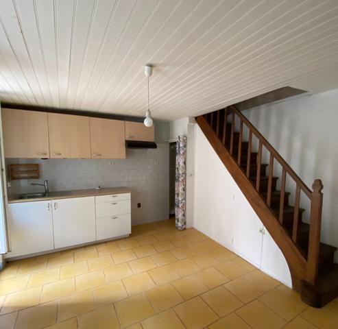 Bunzac. Maison 82 m² avec cave