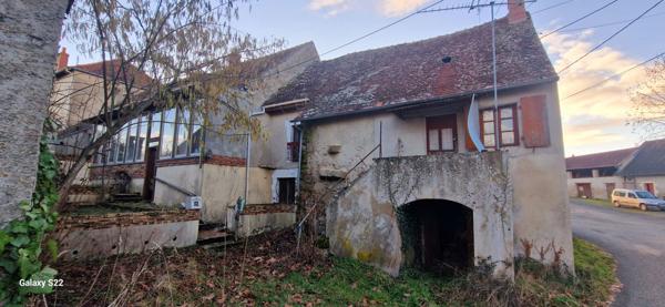 Un lieu chargé d'âme à réinventer - Ensemble vigneron de caractère entre Domérat et Huriel. Huriel