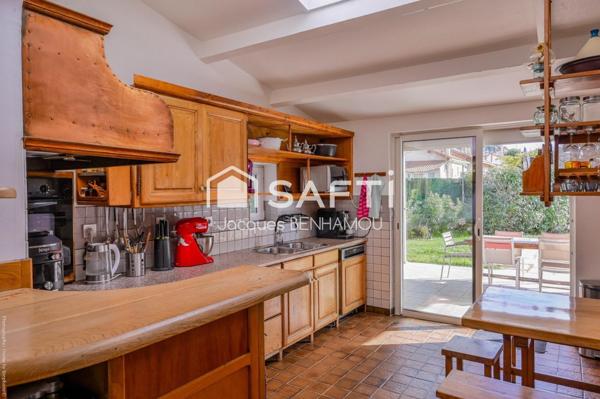 maison 350M2 + cabanon 30m2 + piscine