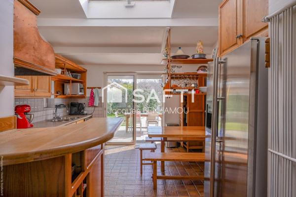 maison 350M2 + cabanon 30m2 + piscine