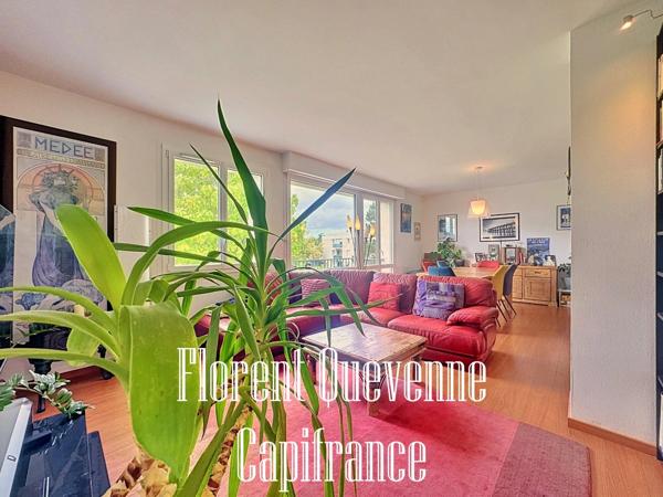 DERNIER ÉTAGE – 3 CHAMBRES – 47 m² DE PIÈCE DE VIE – BALCON AVEC VUE SUR PARC – GARAGE