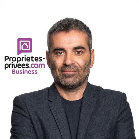 AUBENAS Centreville -  MURS COMMERCIAUX LIBRES, 22 m²