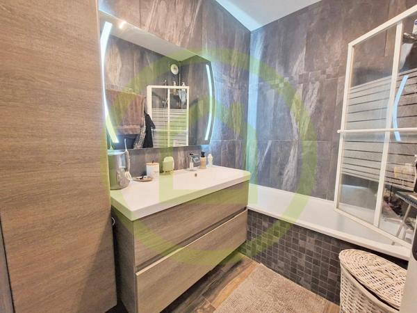 Maison à OZOIR LA FERRIERE (77330)