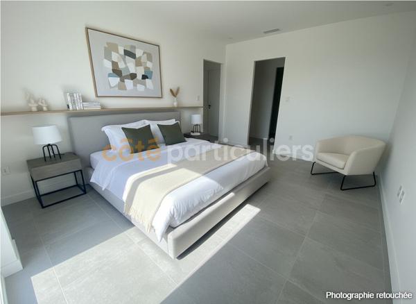 Vente
                Maison130 m² - 4 Pièces -
                    etaules (17750)