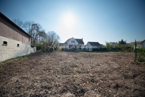 Terrain constructible grande façade en impasse