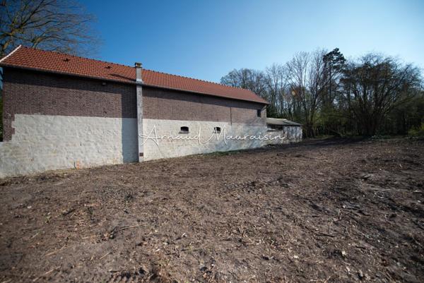 Terrain constructible grande façade en impasse