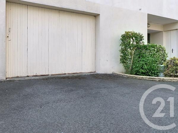 Appartement à vendre  3 pièces - 86,72 m 2   ROCHEFORT  - 17
