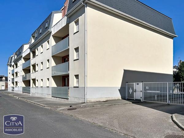 Appartement à vendre 2 pièces 51.6m² Saint-Quentin (02100)