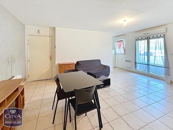 Appartement à vendre 2 pièces 51.6m² Saint-Quentin (02100)