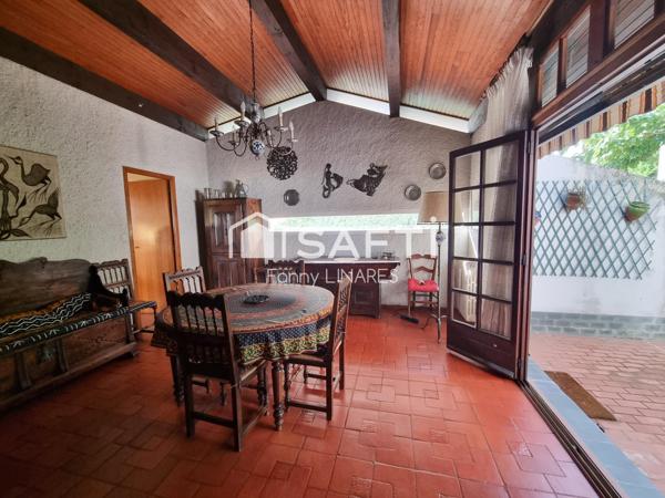 Villa d'architecte, beaux volumes, 6 chambres