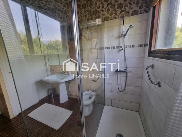 Villa d'architecte, beaux volumes, 6 chambres