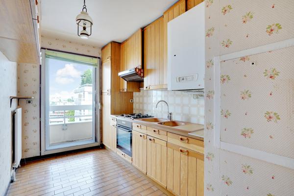 Lumineux 4 pièces de 84 m2 avec balcon de 10m2