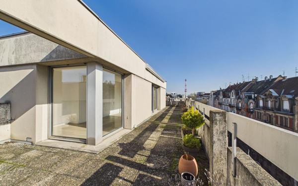 Appartement à vendre    4 pièces • 148,14 m2 Strasbourg