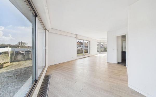 Appartement à vendre    4 pièces • 148,14 m2 Strasbourg