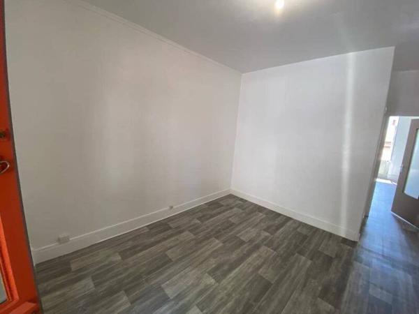 Appartement 1 pièce                                        - 42000 Saint-Étienne Réf : 13254