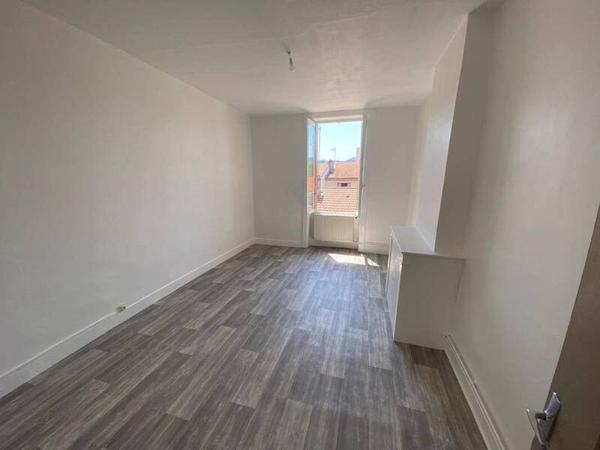 Appartement 1 pièce                                        - 42000 Saint-Étienne Réf : 13254