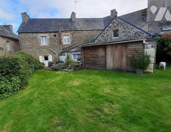 🏡 À Vendre ? Bar Commercial avec Gîte et Logement à SAINTE-BRIGITTE (56480)

Située a...