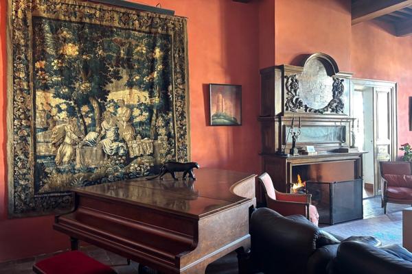 Vente Château Uzès 15 Pièces 880 m²