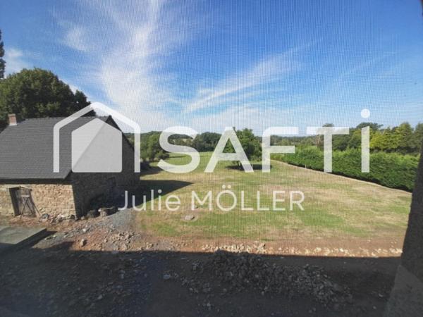 Ancien corps de ferme rénové avec piscine intérieure à Bonnat