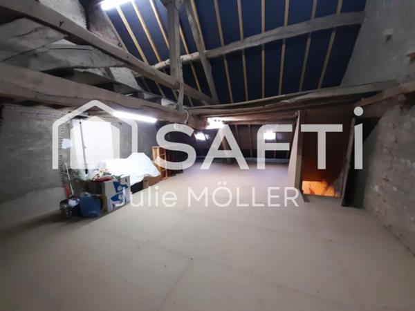 Ancien corps de ferme rénové avec piscine intérieure à Bonnat