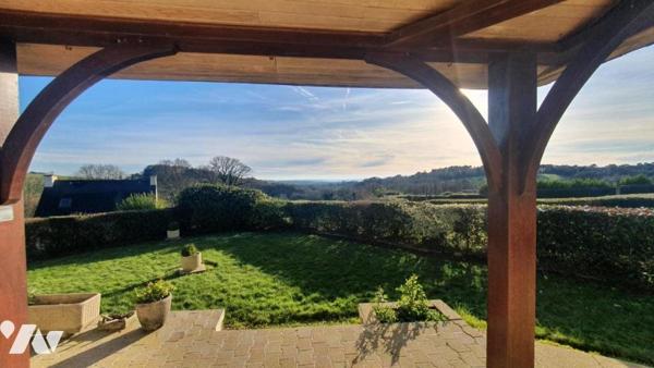 Maison d'habitation dans hameau en campagne