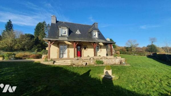 Maison d'habitation dans hameau en campagne