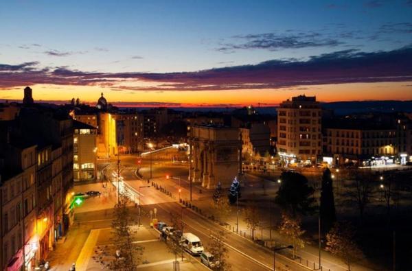 INVESTISSEMENT LOCATIF – Marseille – Résidence Tourisme et d’affaires Zenitude Marseille Saint Charles – 6,29 % de rentabilité