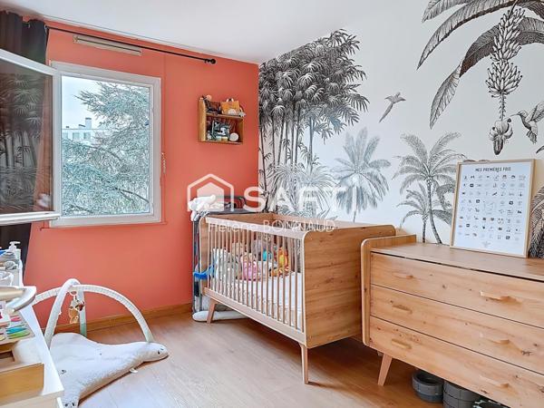 T3 lumineux avec balcon et parking - Métro 14