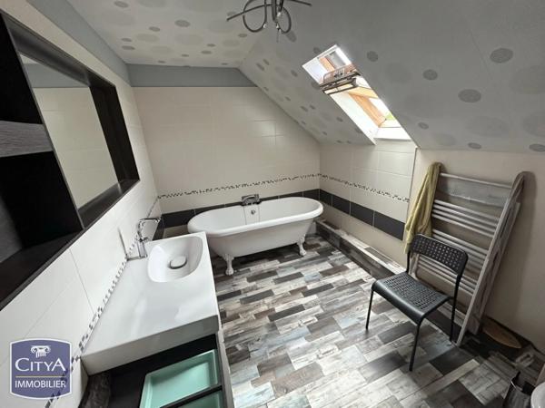 Maison à vendre 7 pièces 228m² Joué-lès-Tours (37300)