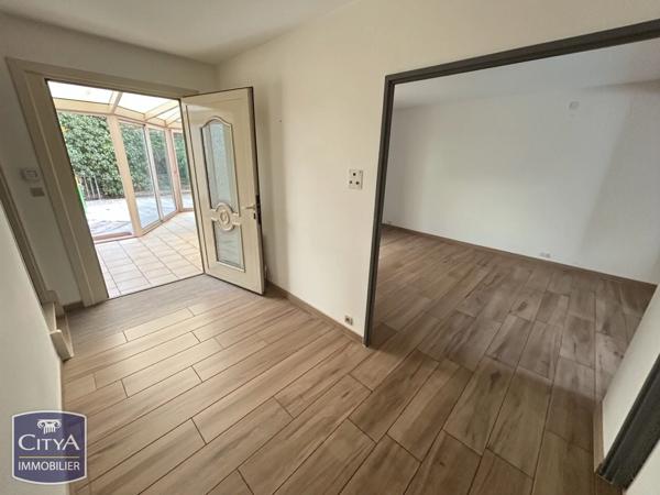 Maison à vendre 7 pièces 228m² Joué-lès-Tours (37300)