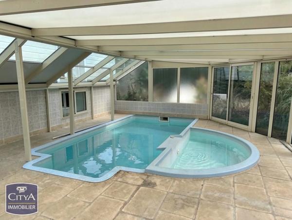 Maison à vendre 7 pièces 228m² Joué-lès-Tours (37300)
