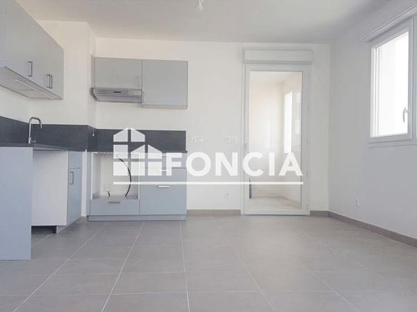 Location Appartement 2 pièces 43 m² - 19 RUE ANDRE ALLAR Marseille 13015