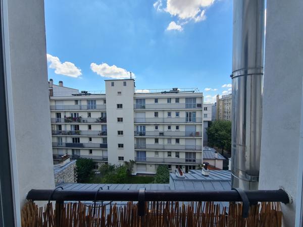 Magnifique petit studio ensoleillé avec une vue entièrement dégagée