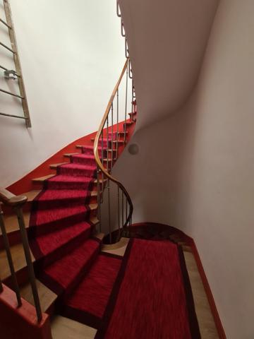 Magnifique petit studio ensoleillé avec une vue entièrement dégagée