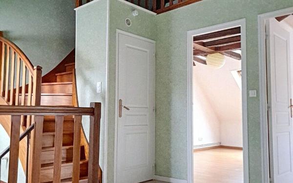 Appartement à louer    3 pièces • 45 m2 Mamers