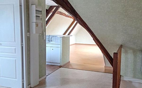 Appartement à louer    3 pièces • 45 m2 Mamers