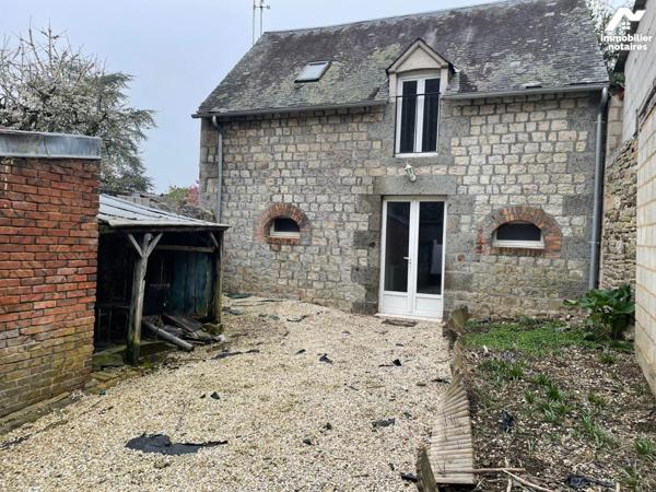 Ensemble immobilier à COUTERNE (Rives d'Andaine) 6 kms de Bagnoles de l'Orne et 12 kms de Lassa...