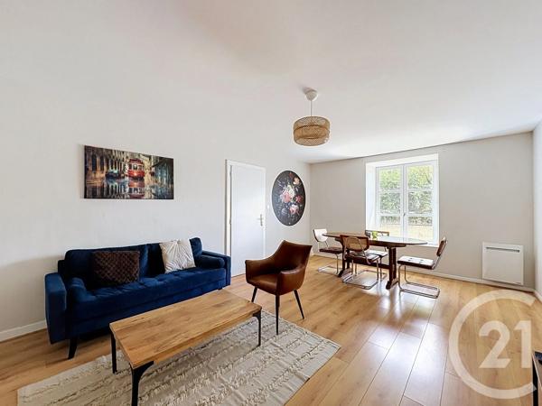 Appartement à vendre  4 pièces - 99 m 2   LONGEVILLE LES METZ  - 57